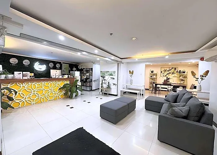 Hotel Nest Bgc 2*