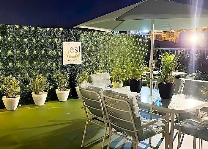 Hotel Nest Bgc 2*
