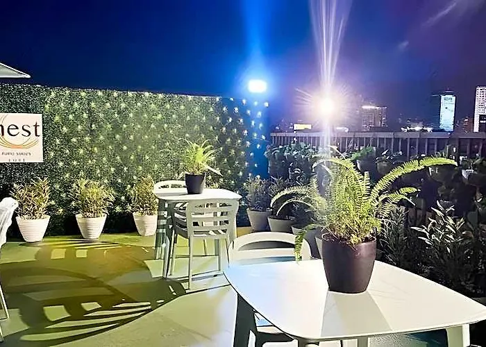Hotel Nest Bgc 2*
