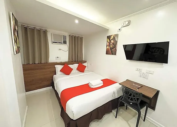 Nest Bgc 2* Manila