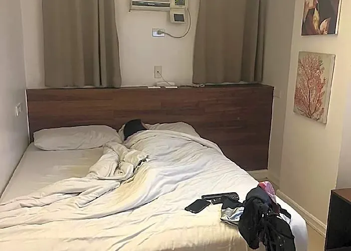 Nest Bgc Hotel 2*